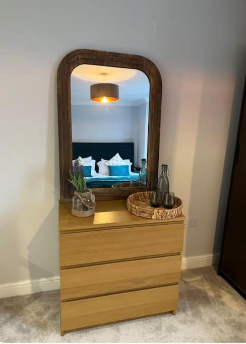 Adam'S Place, Watford Wd17 2Py Βίλα Εξωτερικό φωτογραφία