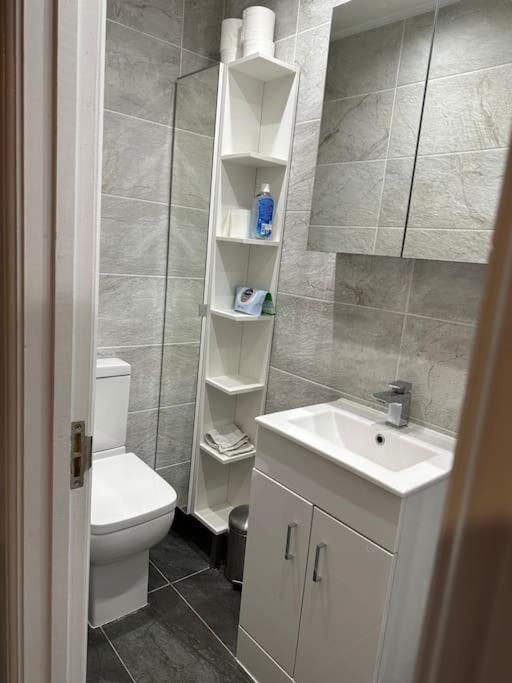 Adam'S Place, Watford Wd17 2Py Βίλα Εξωτερικό φωτογραφία
